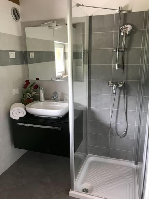 Porta Del Garda Apartment ดรอ ภายนอก รูปภาพ
